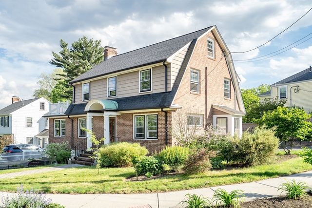 284 Lake St, Belmont, MA 02478