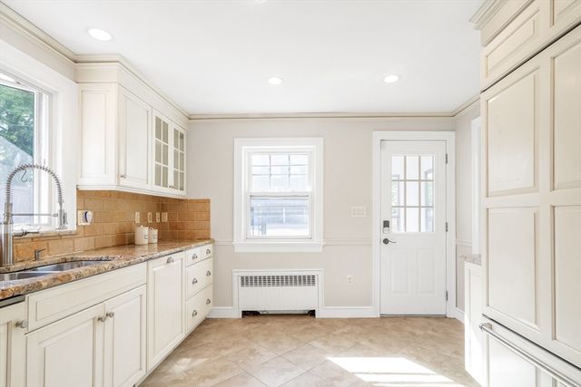 284 Lake St, Belmont, MA 02478