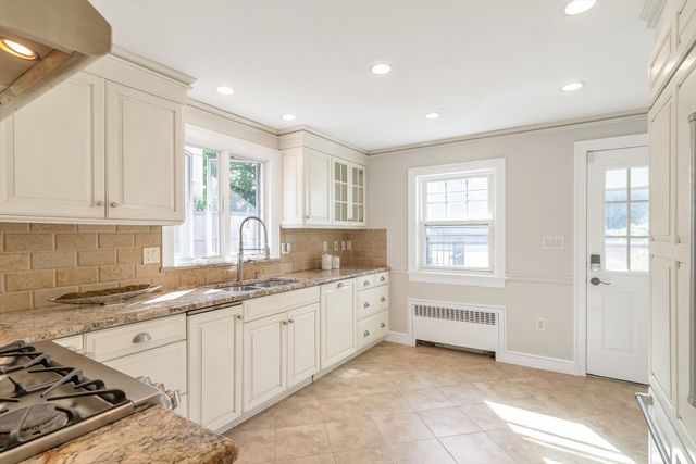 284 Lake St, Belmont, MA 02478