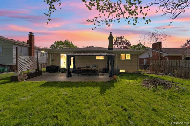 17836 Poplar Street, Riverview, MI 48193