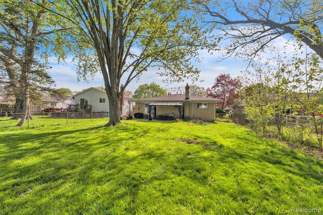 17836 Poplar Street, Riverview, MI 48193