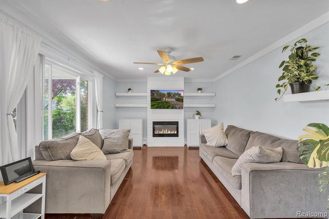 17836 Poplar Street, Riverview, MI 48193