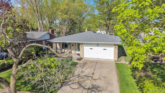 17836 Poplar Street, Riverview, MI 48193