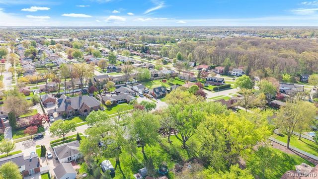 17836 Poplar Street, Riverview, MI 48193