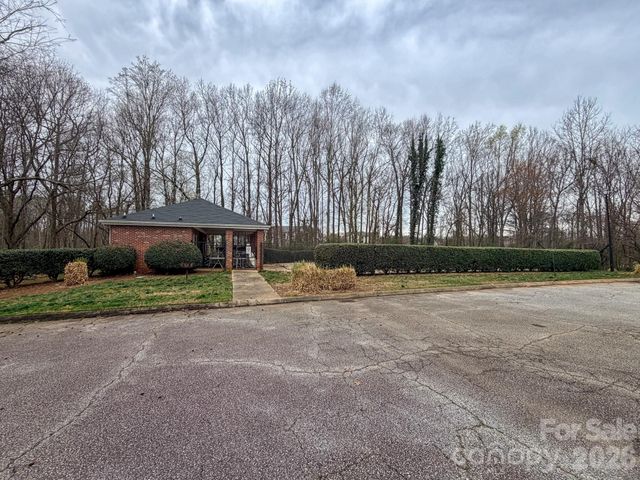 309 Tradd Street, Mauldin, SC 29662