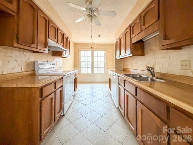 309 Tradd Street, Mauldin, SC 29662