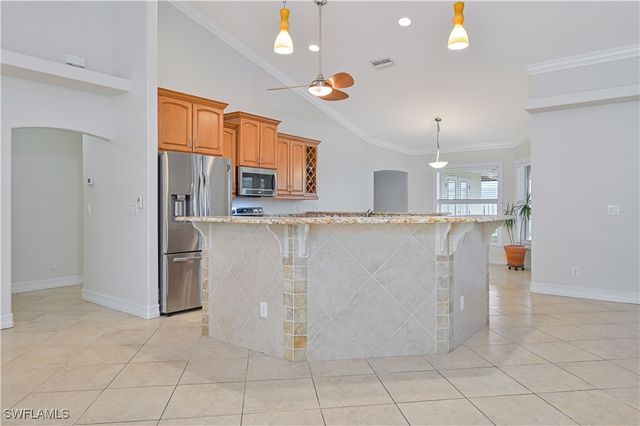 2614 SW Santa Barbara PL, Cape Coral, FL 33914