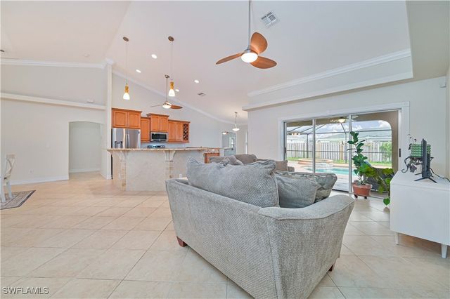 2614 SW Santa Barbara PL, Cape Coral, FL 33914