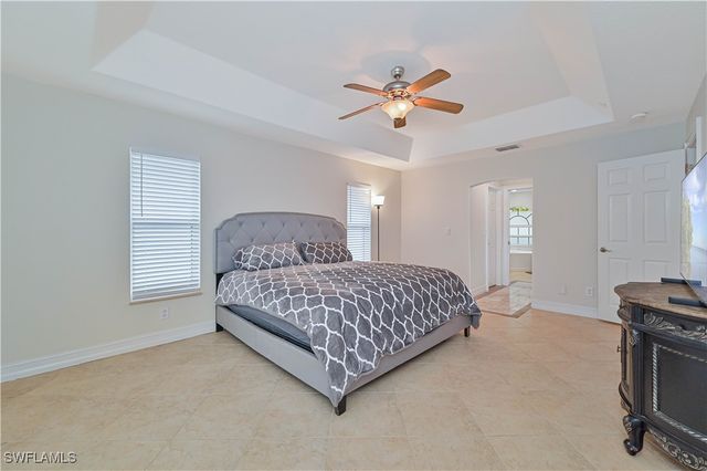 2614 SW Santa Barbara PL, Cape Coral, FL 33914