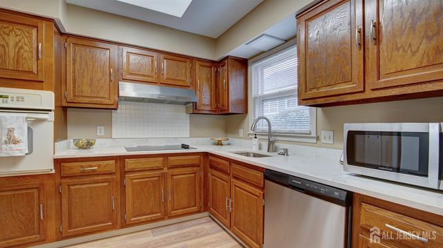 337 Old Nassau Road A, Monroe, NJ 08831