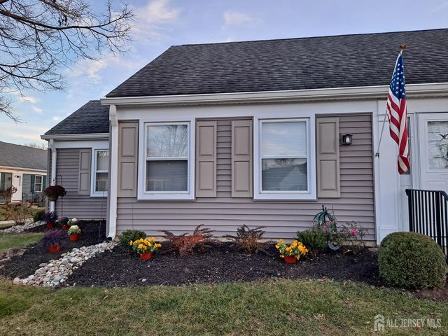 337 Old Nassau Road A, Monroe, NJ 08831