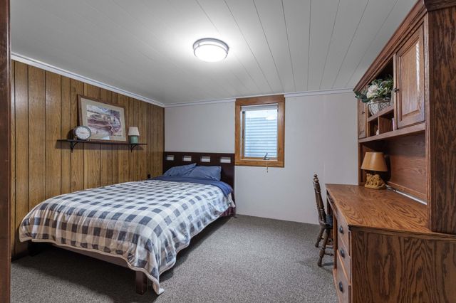 533 Maple Lane, Moorhead, MN 56560