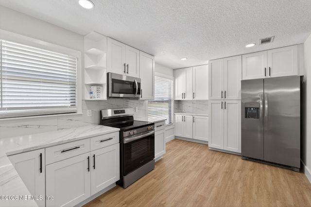 2723 DENNIS Drive, Orange Park, FL 32073
