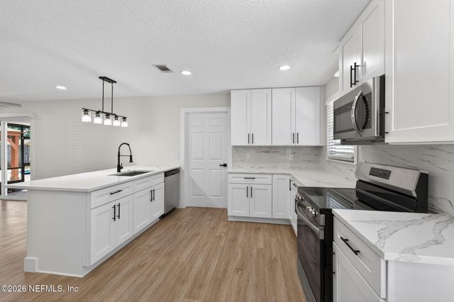 2723 DENNIS Drive, Orange Park, FL 32073