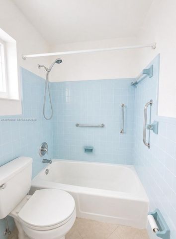 1231 NE 23rd Avenue 3, Pompano Beach, FL 33062