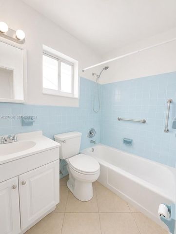 1231 NE 23rd Avenue 3, Pompano Beach, FL 33062