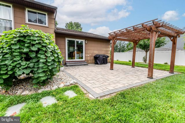 144 OAK PINES BLVD, Pemberton, NJ 08068