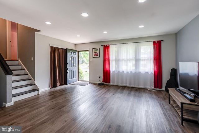 144 OAK PINES BLVD, Pemberton, NJ 08068