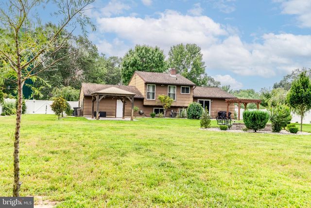 144 OAK PINES BLVD, Pemberton, NJ 08068