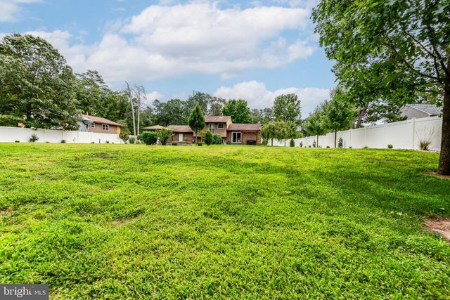 144 OAK PINES BLVD, Pemberton, NJ 08068