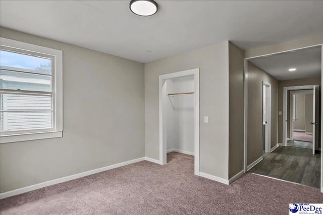 205 W Roughfork St, Florence, SC 29506