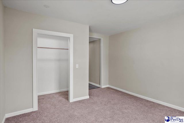 205 W Roughfork St, Florence, SC 29506