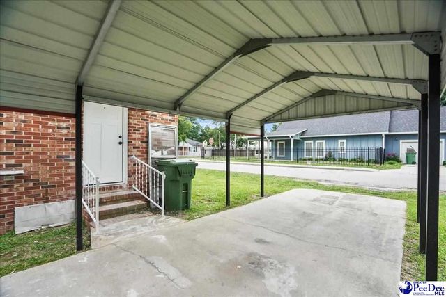205 W Roughfork St, Florence, SC 29506