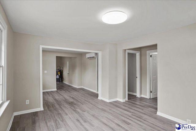 205 W Roughfork St, Florence, SC 29506