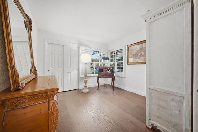109 Marble Canyon Dr, Folsom, CA 95630