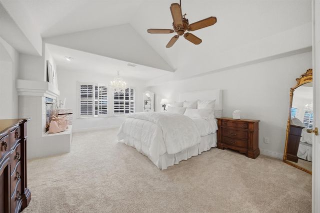 109 Marble Canyon Dr, Folsom, CA 95630