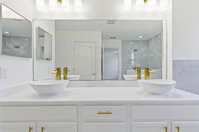 1421 TAHOE SPRINGS COURT, Ruskin, FL 33570