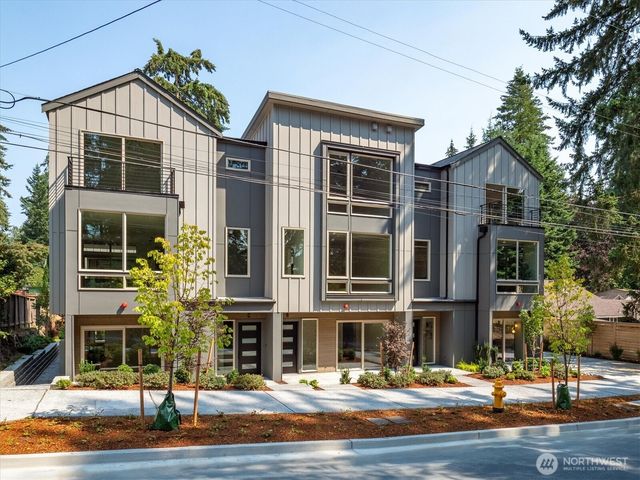18032 - A Sunnyside Avenue N, Shoreline, WA 98133