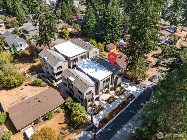 18032 - A Sunnyside Avenue N, Shoreline, WA 98133