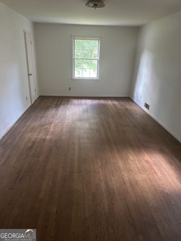 2910 Knollwood Trail, East Point, GA 30344