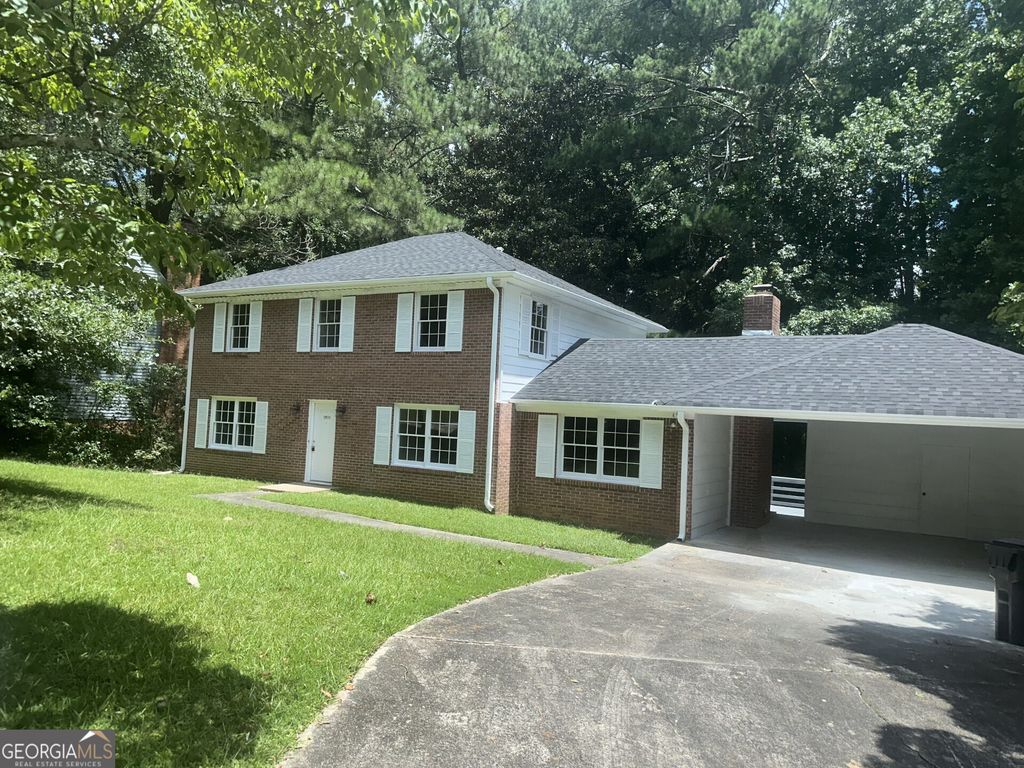 2910 Knollwood Trail, East Point, GA 30344