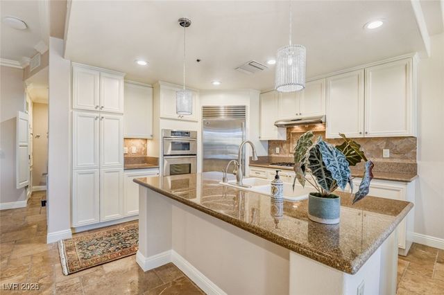 15 Via Mantova 305, Henderson, NV 89011