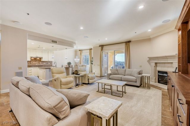 15 Via Mantova 305, Henderson, NV 89011