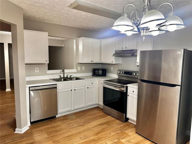 3164 Kingswood Glen, Decatur, GA 30034