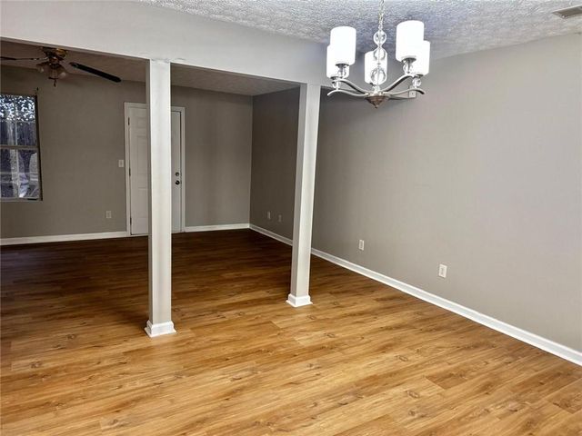 3164 Kingswood Glen, Decatur, GA 30034