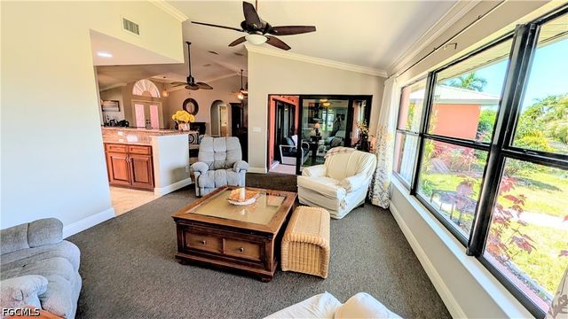 1422 SW 4th AVE, Cape Coral, FL 33991