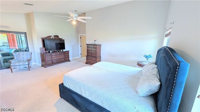 1422 SW 4th AVE, Cape Coral, FL 33991