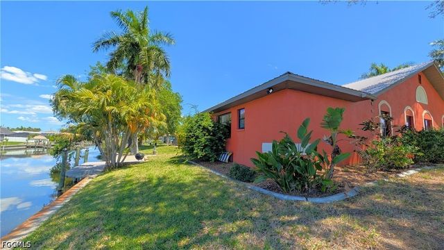 1422 SW 4th AVE, Cape Coral, FL 33991