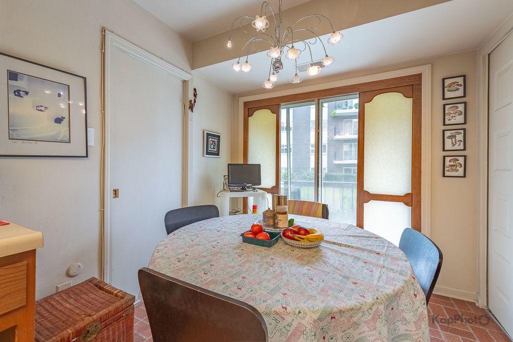 4949 Golf Road 105, Skokie, IL 60077 — photo 5