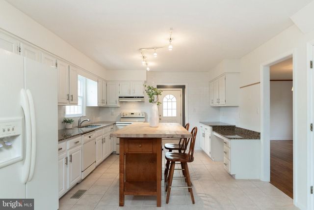 109 JULEE DR, Winchester, VA 22602