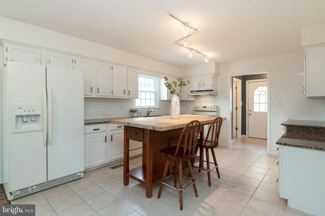 109 JULEE DR, Winchester, VA 22602