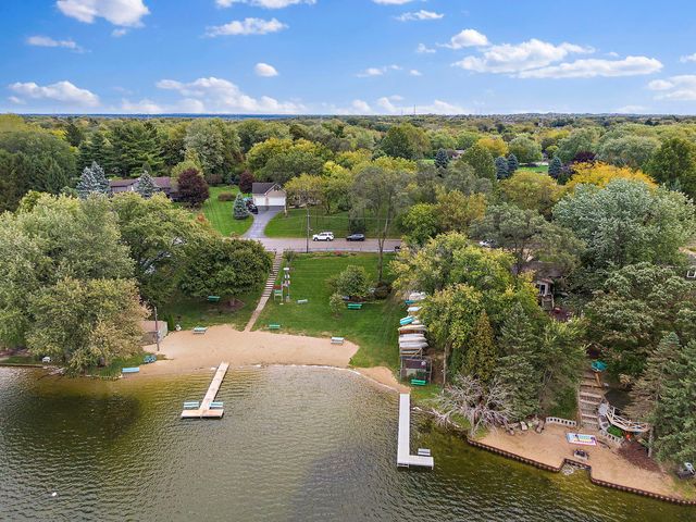 2714 Killarney Drive, Cary, IL 60013