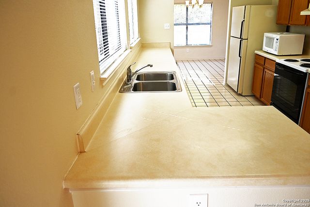 16323 Walnut Creek Dr., San Antonio, TX 78247