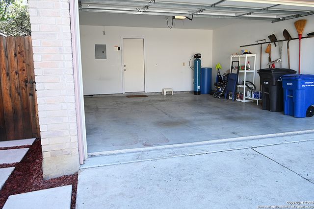 16323 Walnut Creek Dr., San Antonio, TX 78247