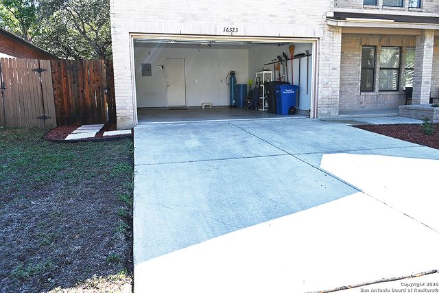 16323 Walnut Creek Dr., San Antonio, TX 78247