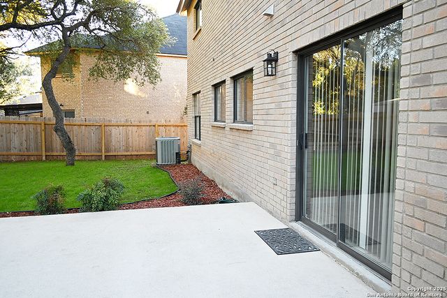 16323 Walnut Creek Dr., San Antonio, TX 78247